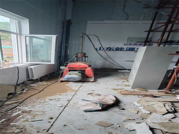 华蓥地基基础下沉墙体裂缝加固注浆顶升施工